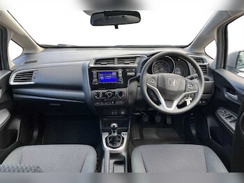 Used Honda Jazz 2019 for sale - 76229646: Photo 4