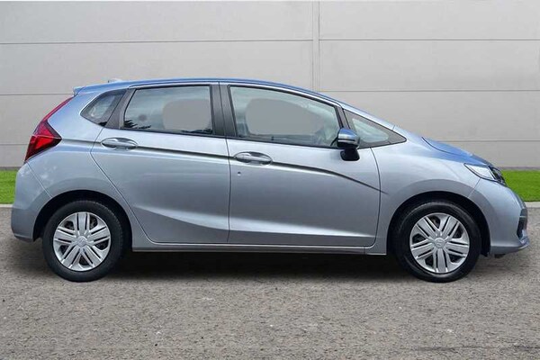 Used Honda Jazz 2019 for sale - 76229646: Photo 5