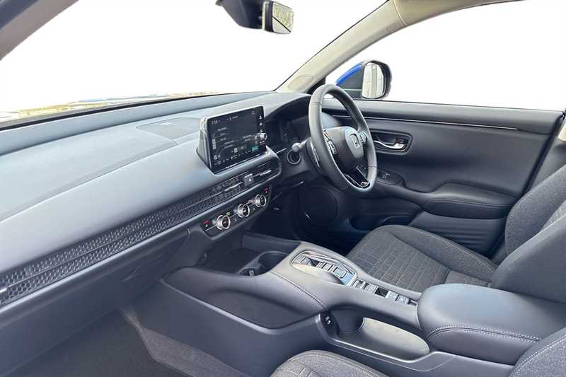 Used Honda ZR-V 2025 for sale - 77499857: Photo 2