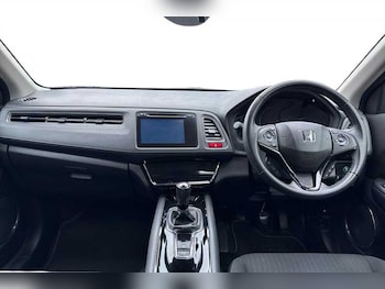 Used Honda HR-V 2018 for sale - 77740292: Photo