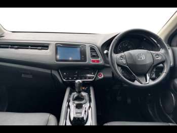 Used Honda HR-V 2017 for sale - 74880855: Photo
