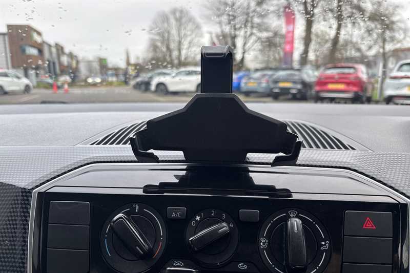 Used Volkswagen up! 2018 for sale - 77193842: Photo 14