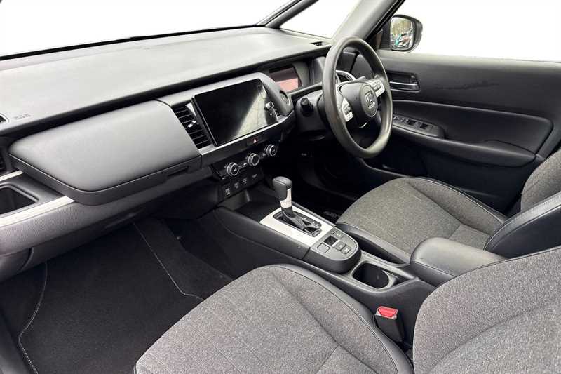 Used Honda Jazz 2020 for sale - 78050856: Photo 2