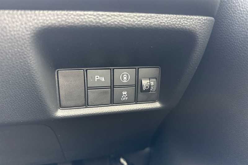 Used Honda Jazz 2020 for sale - 78050856: Photo 25