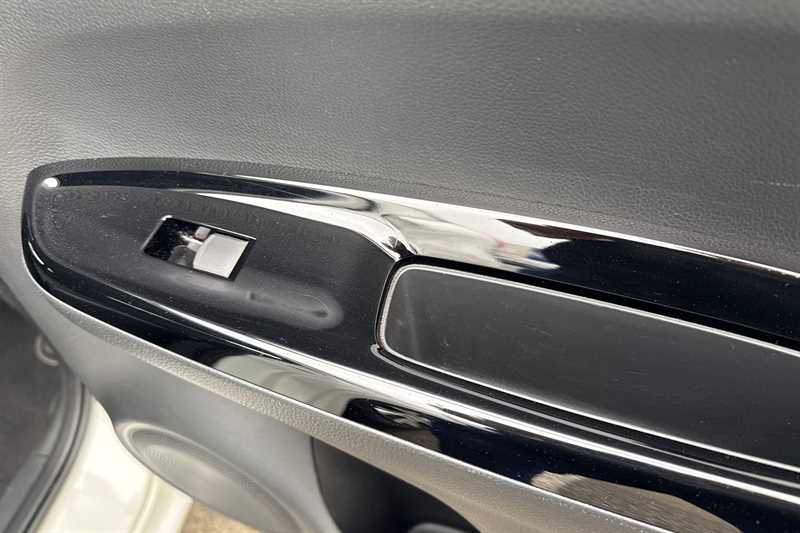 Used Honda Jazz 2020 for sale - 78050856: Photo 36