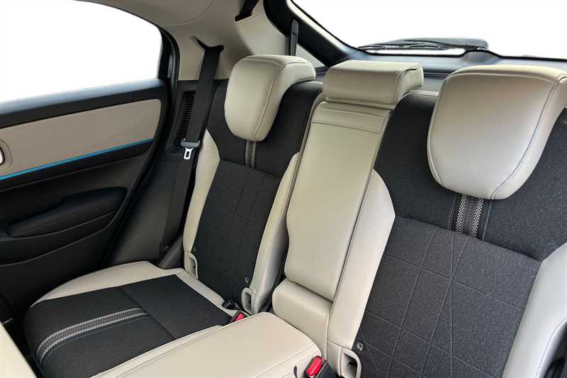 Used Honda HR-V 2025 for sale - 76372654: Photo 8