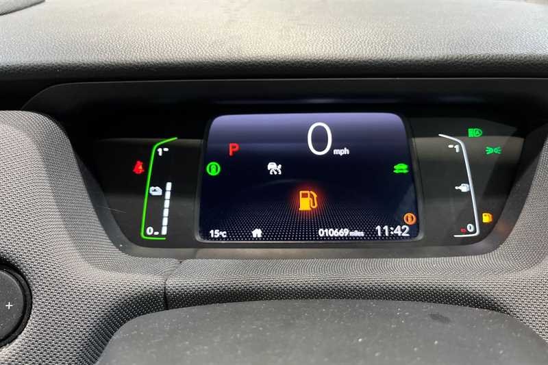 Used Honda Jazz 2021 for sale - 76229642: Photo 11