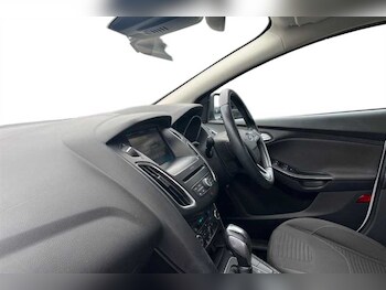 Used Ford Focus 2016 for sale - 75930203: Photo