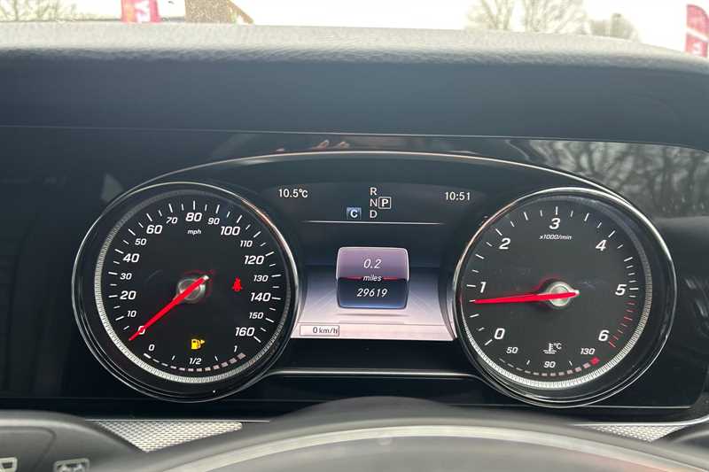 Used Mercedes-Benz E Class 2017 for sale - 77795342: Photo 11