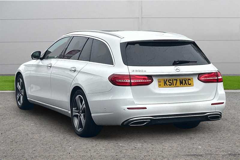 Used Mercedes-Benz E Class 2017 for sale - 77795342: Photo 3