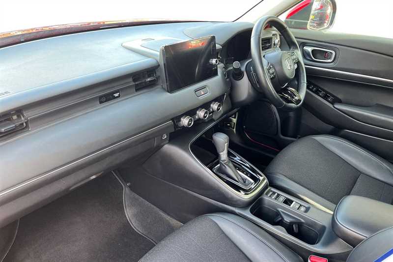 Used Honda HR-V 2023 for sale - 76434878: Photo 2