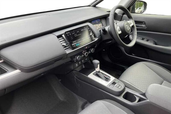 Used Honda Jazz 2024 for sale - 75698897: Photo 2