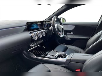 Used Mercedes-Benz A-Class 2019 for sale - 79203725: Photo