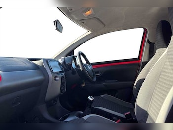 Used Toyota AYGO 2018 for sale - 77526325: Photo