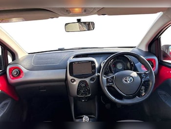 Used Toyota AYGO 2018 for sale - 77526325: Photo