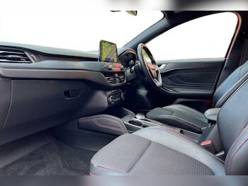 Used Ford Focus 2019 for sale - 79250392: Photo