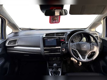 Used Honda Jazz 2017 for sale - 77576626: Photo