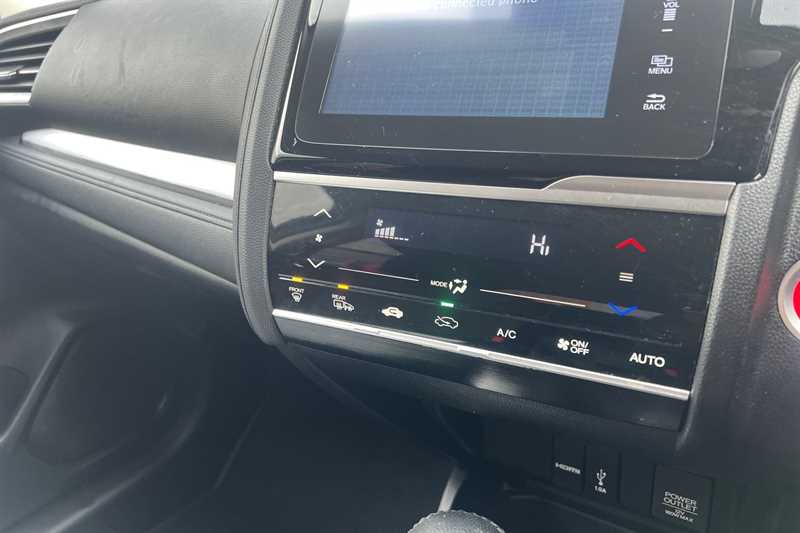 Used Honda Jazz 2018 for sale - 78074691: Photo 15