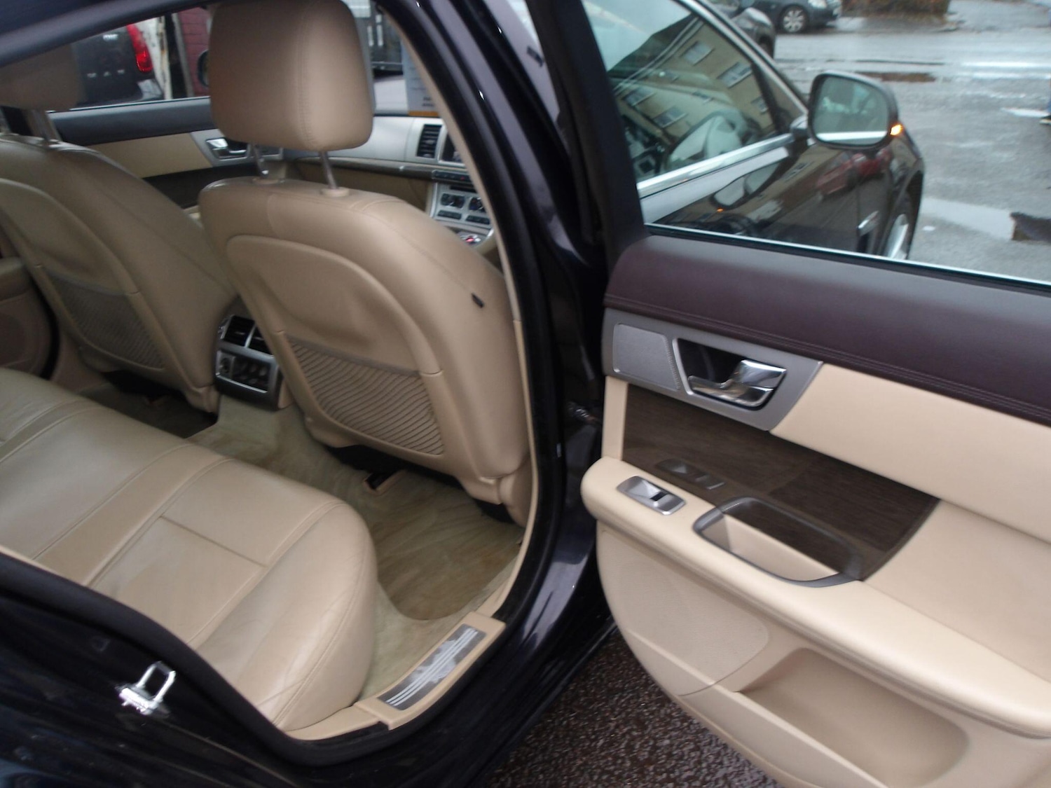 Used Jaguar XF 2013 for sale - 76886976: Photo 18