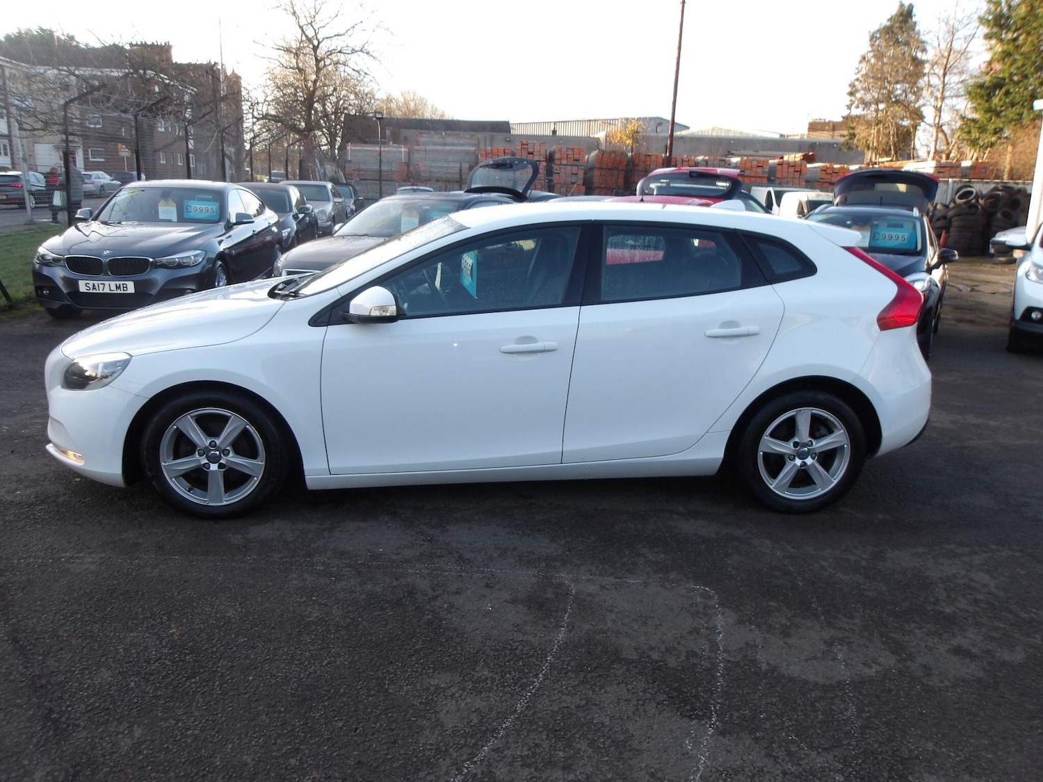 Used Volvo V40 2012 for sale - 77049981: Photo 11