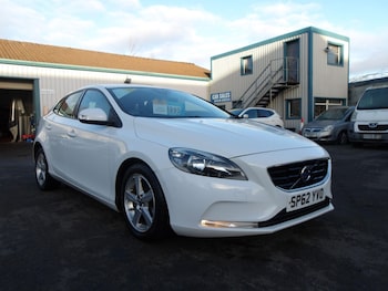 Used Volvo V40 2012 for sale - 77049981: Photo