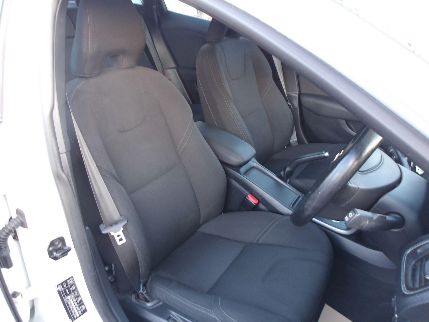 Used Volvo V40 2012 for sale - 77049981: Photo 20