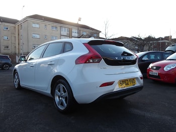 Used Volvo V40 2012 for sale - 77049981: Photo