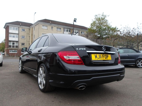 Used Mercedes-Benz C Class 2011 for sale - 76295275: Photo 3