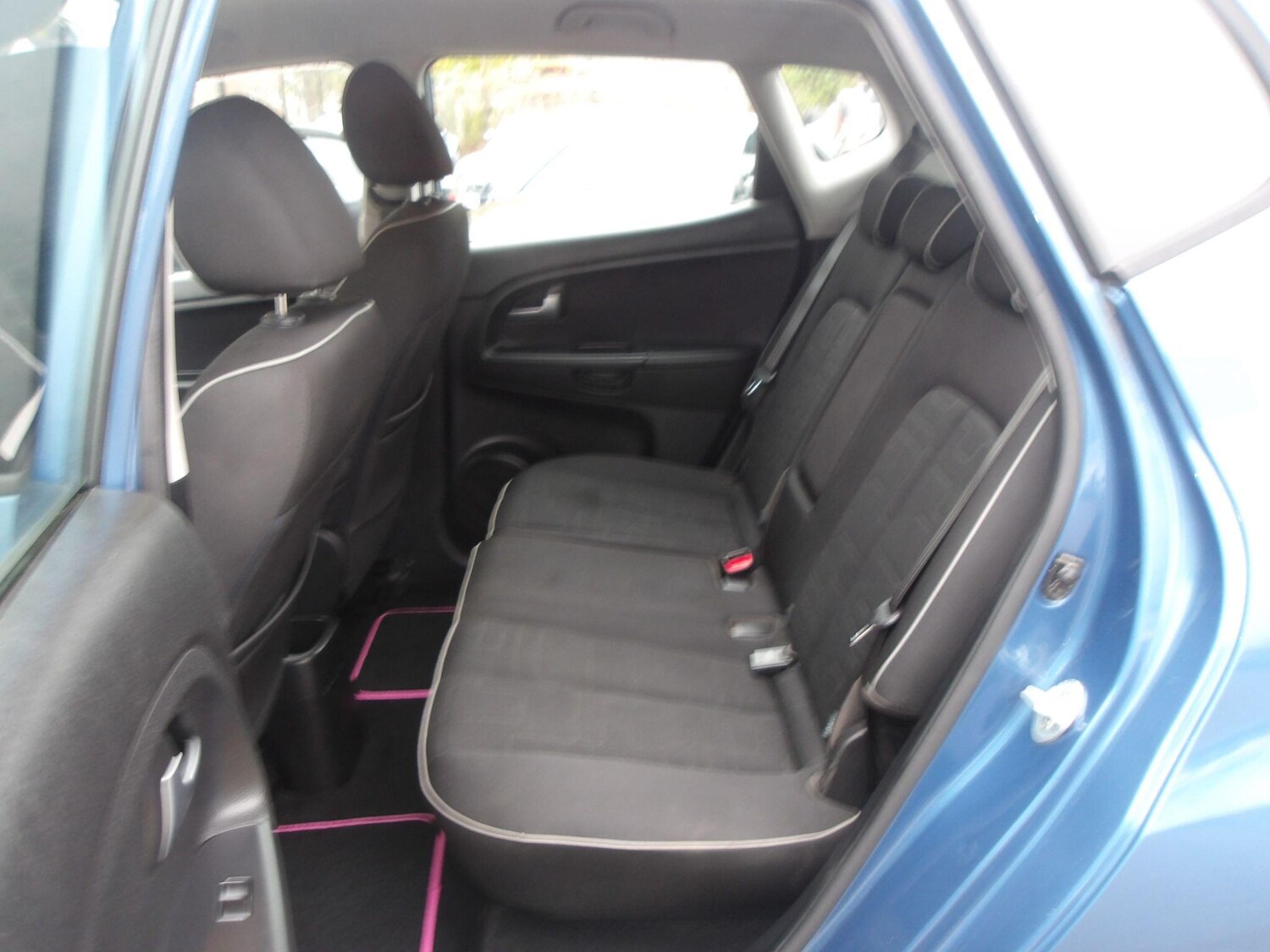 Used Kia Venga 2013 for sale - 76613054: Photo 18