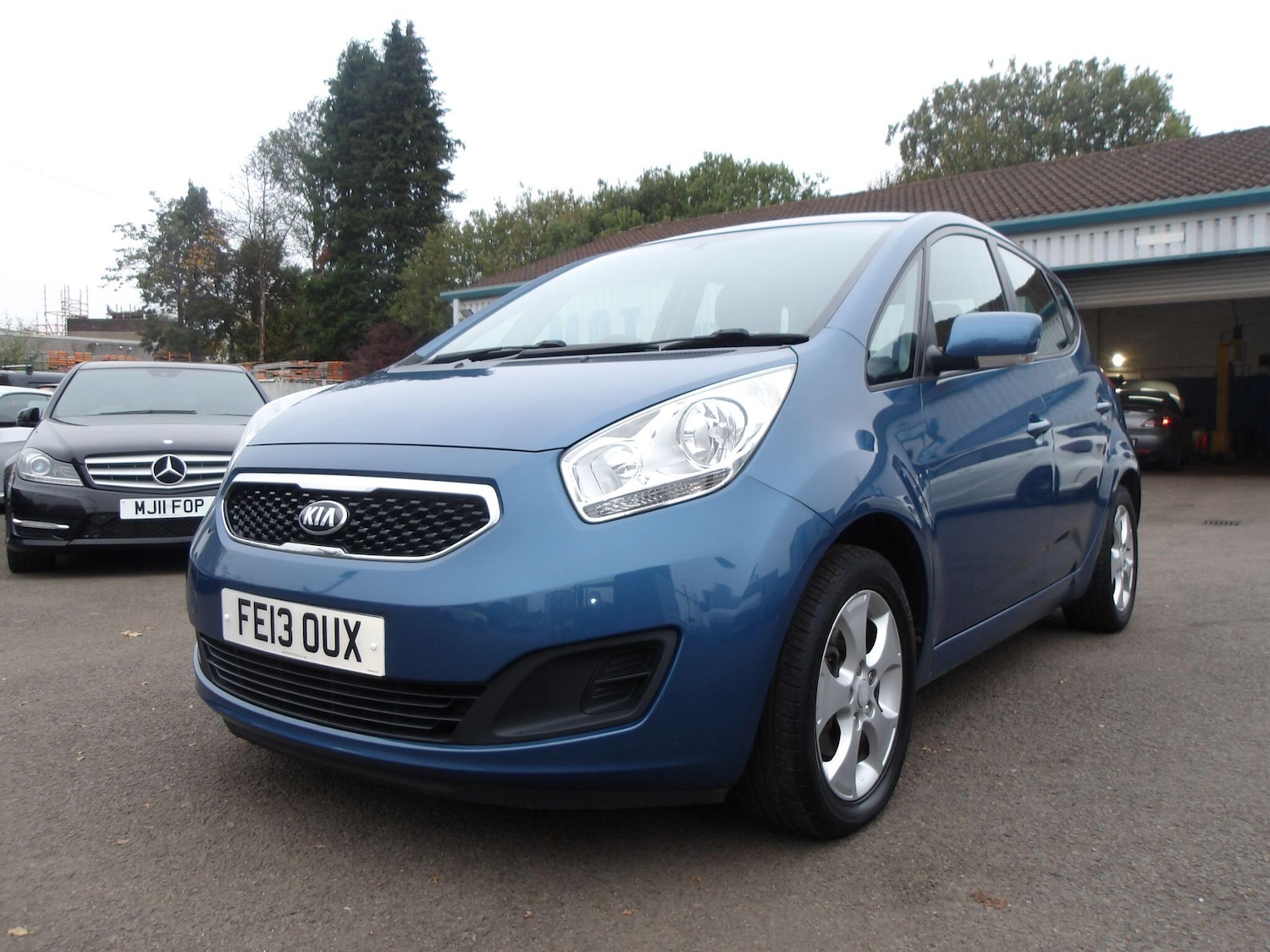 Used Kia Venga 2013 for sale - 76613054: Photo 2