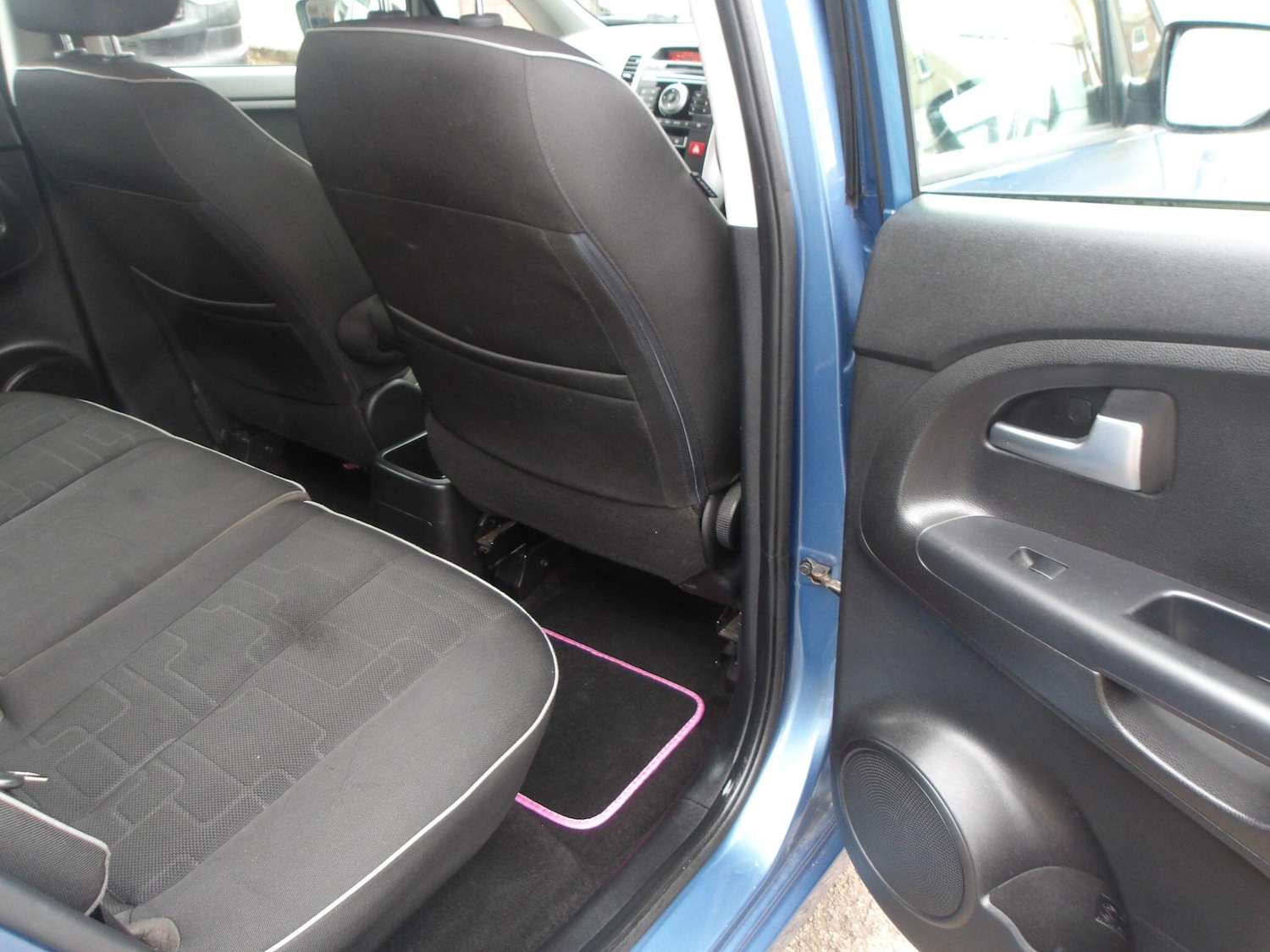 Used Kia Venga 2013 for sale - 76613054: Photo 21