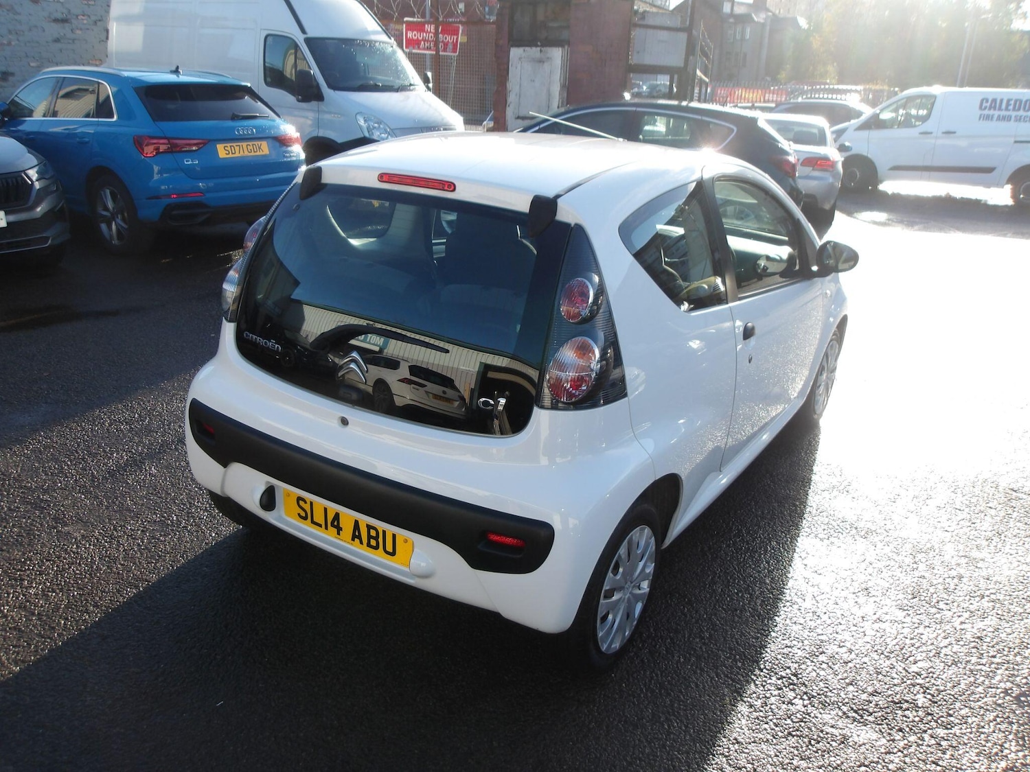 Used Citroen C1 2014 for sale - 76613076: Photo 8