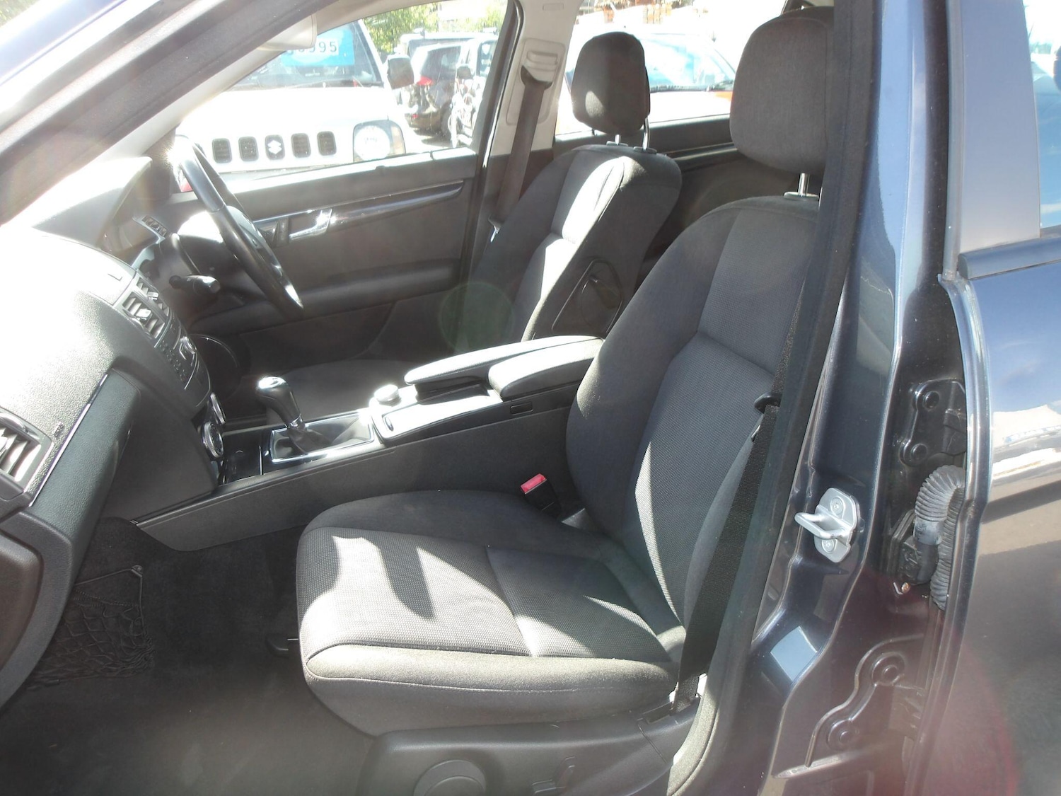 Used Mercedes-Benz C Class 2010 for sale - 76612750: Photo 21