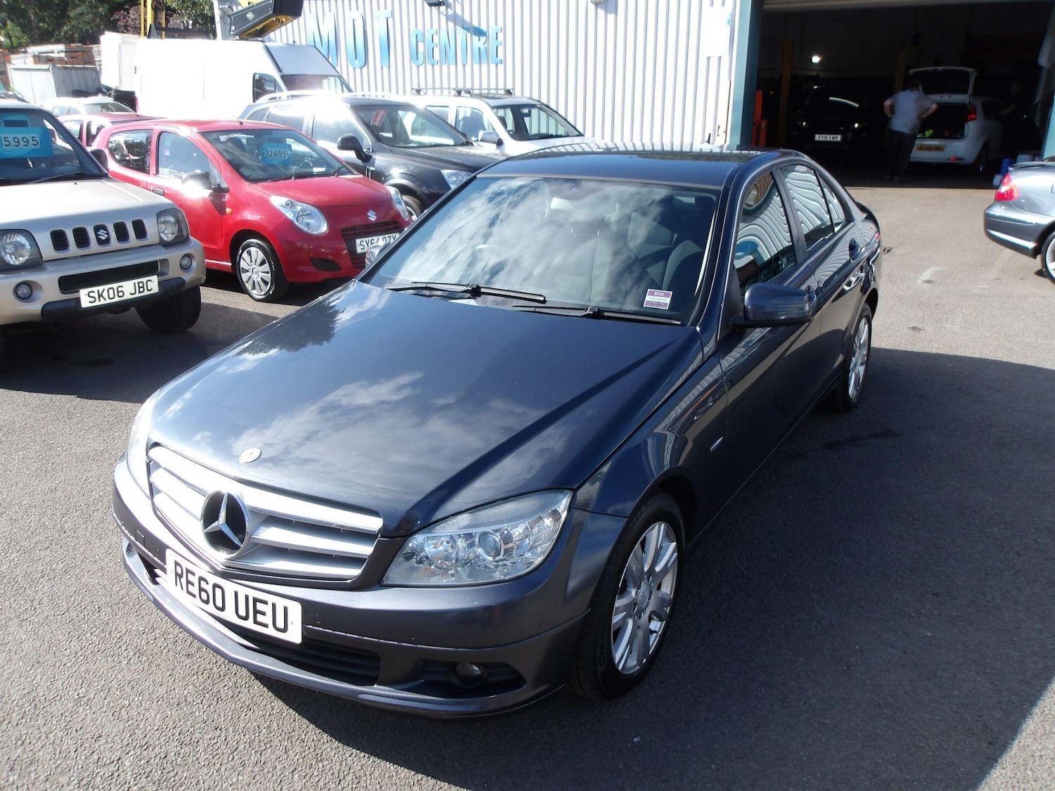 Used Mercedes-Benz C Class 2010 for sale - 76612750: Photo 6