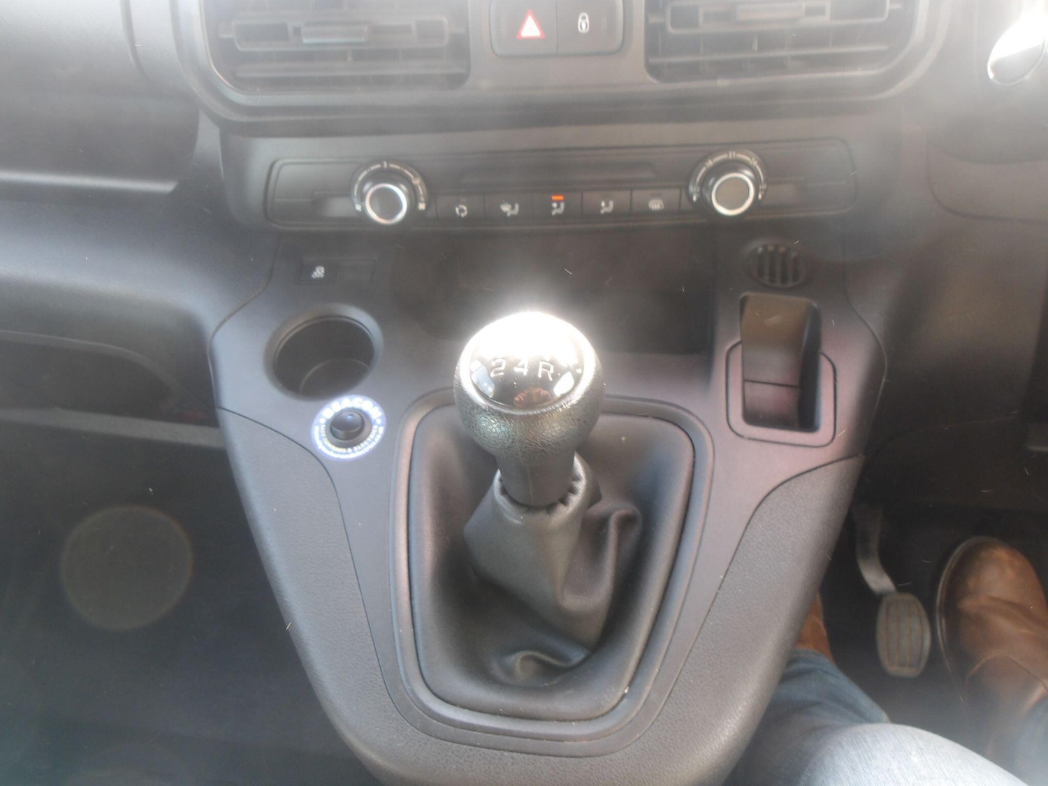 Vehicle 29