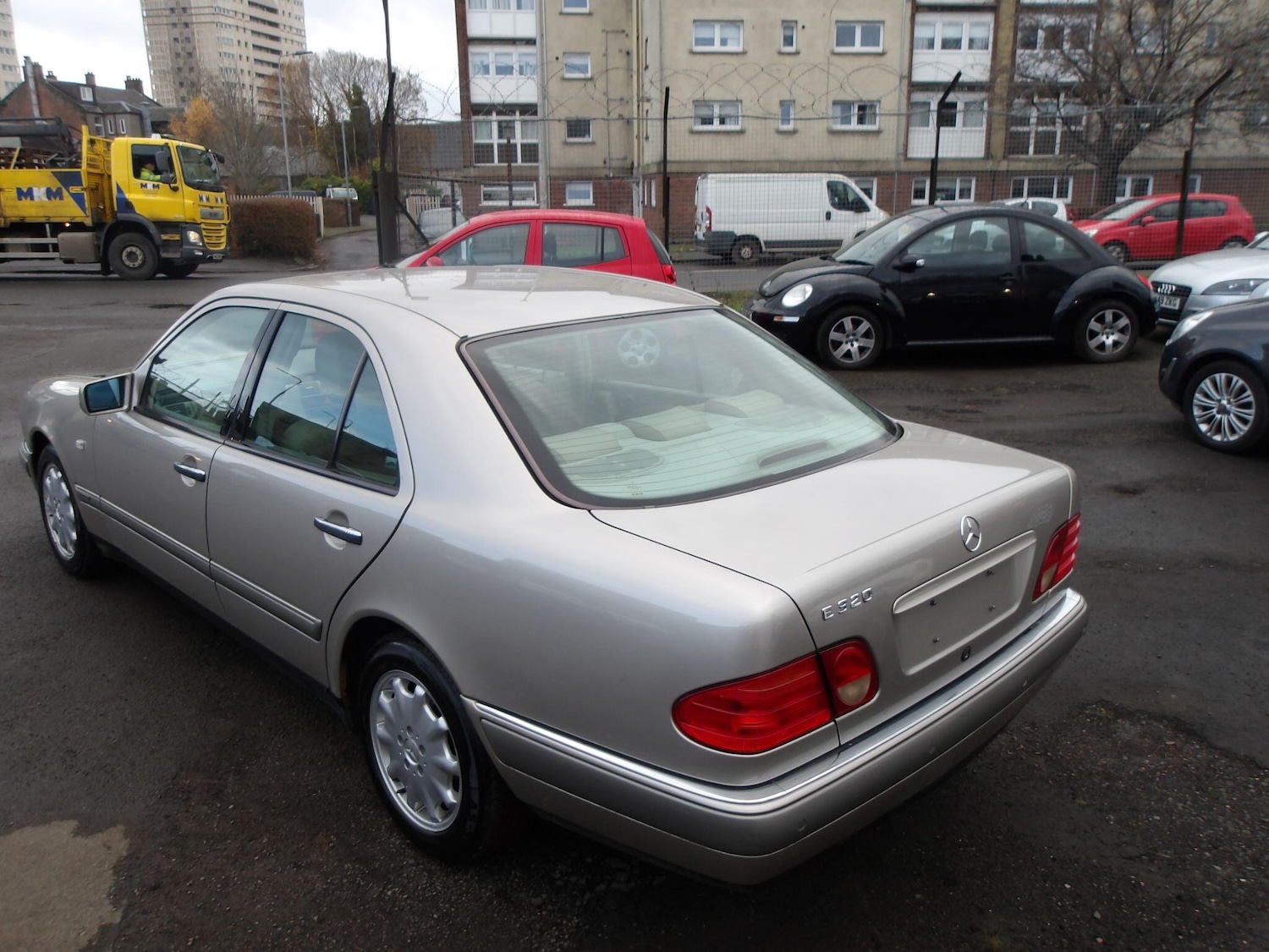 Used Mercedes-Benz E Class 1998 for sale - 76832300: Photo 7
