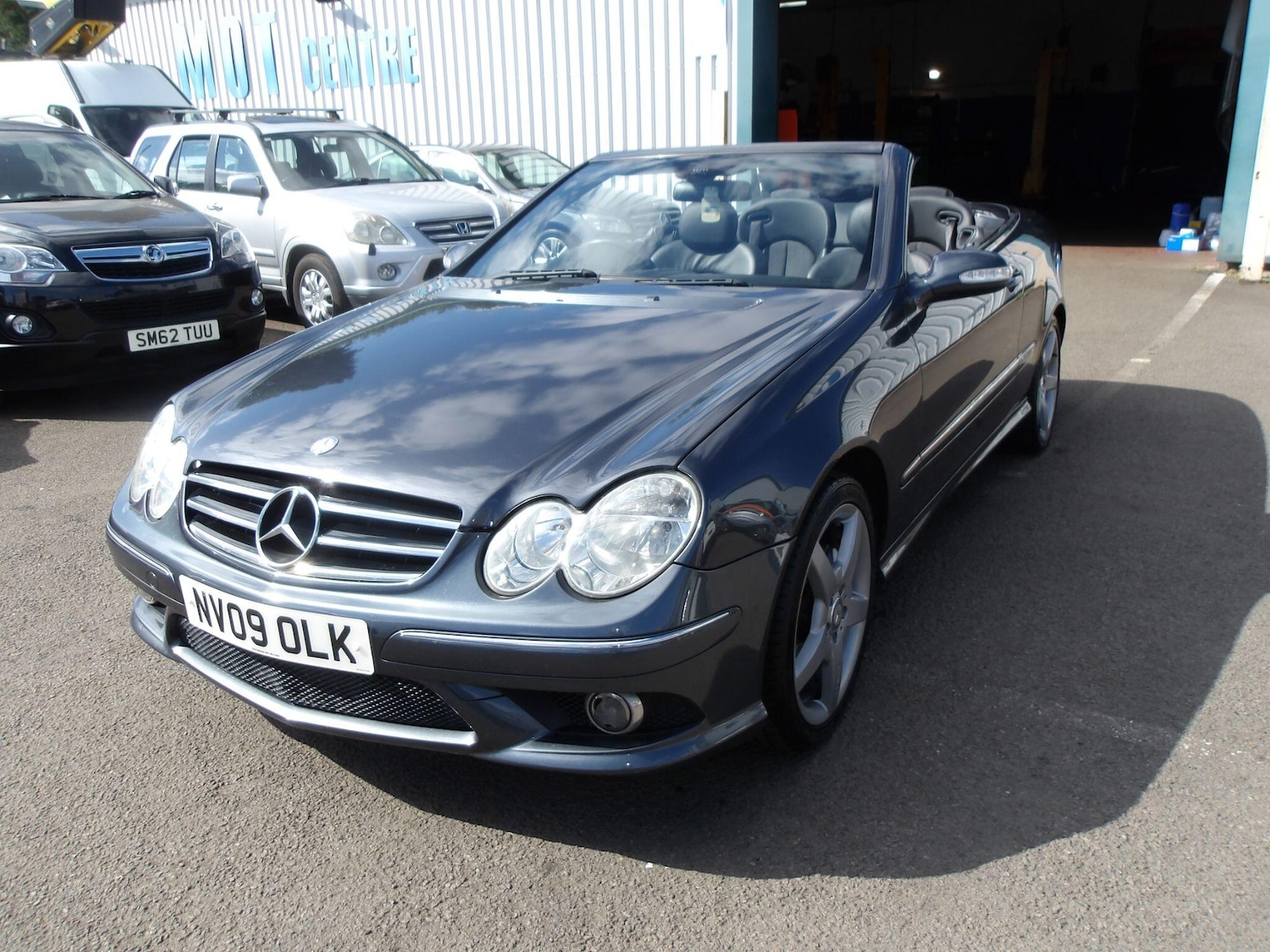 Used Mercedes-Benz CLK 2009 for sale - 76612770: Photo 11