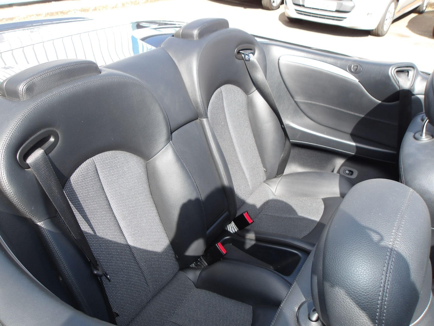 Used Mercedes-Benz CLK 2009 for sale - 76612770: Photo 22