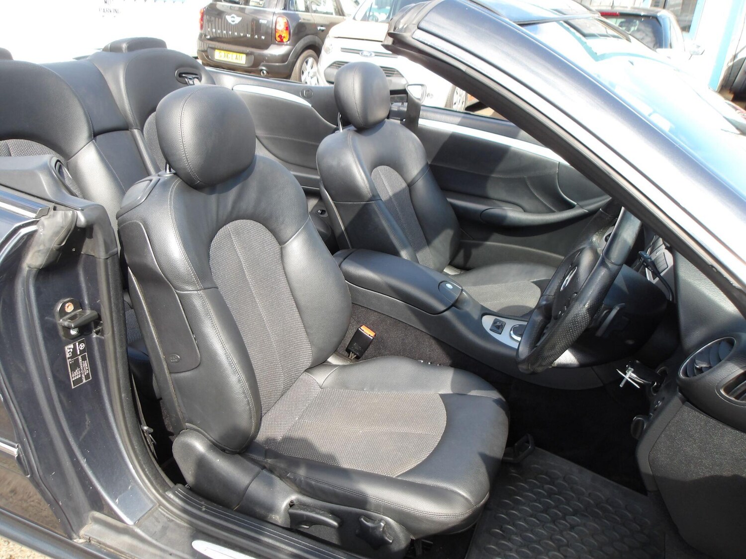 Used Mercedes-Benz CLK 2009 for sale - 76612770: Photo 27