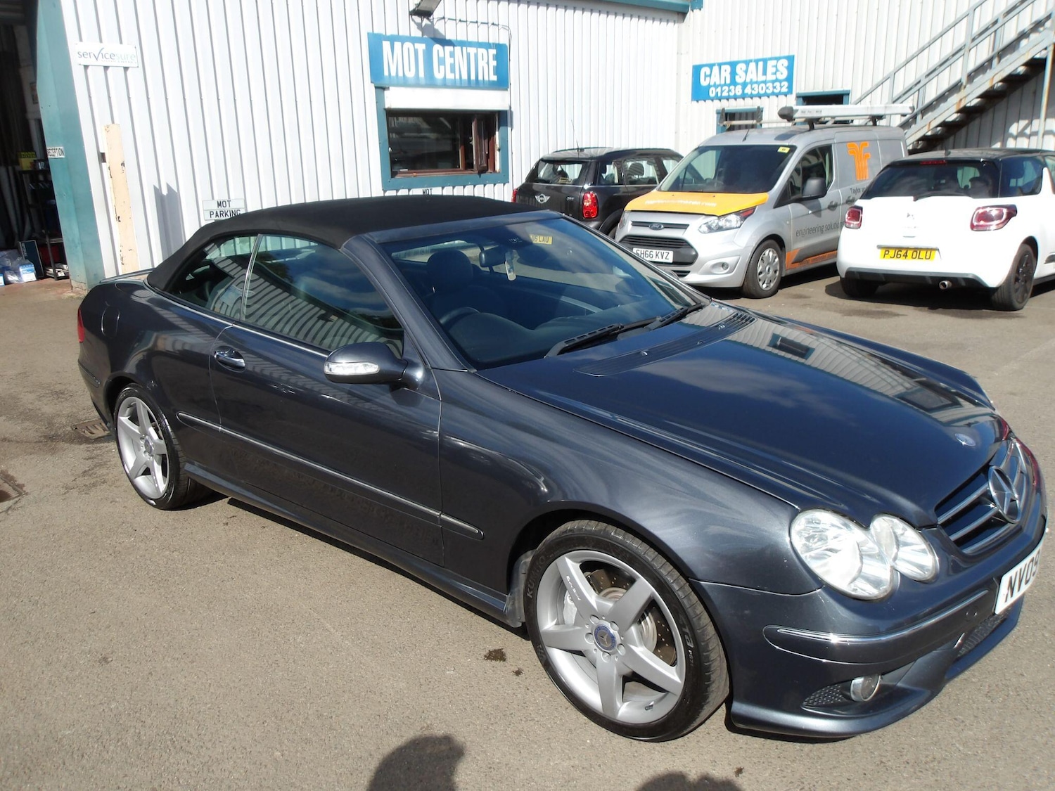 Used Mercedes-Benz CLK 2009 for sale - 76612770: Photo 33