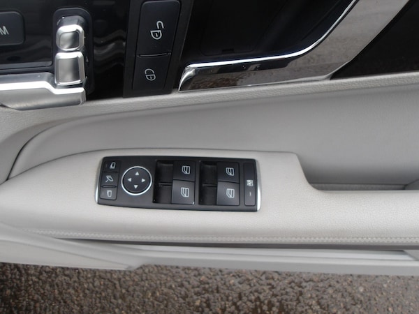 Used Mercedes-Benz E Class 2012 for sale - 76337818: Photo 25