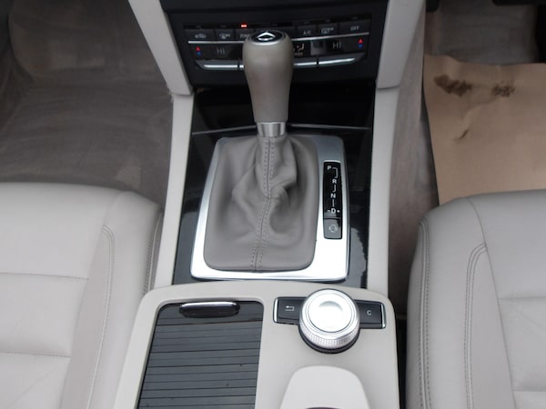 Used Mercedes-Benz E Class 2012 for sale - 76337818: Photo 29