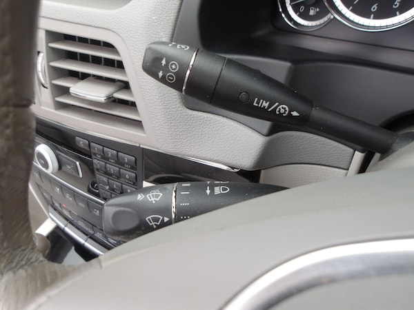 Used Mercedes-Benz E Class 2012 for sale - 76337818: Photo 35