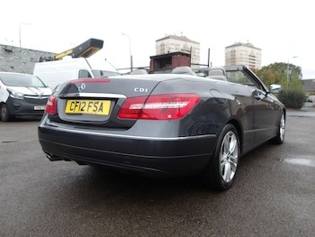 Used Mercedes-Benz E Class 2012 for sale - 76337818: Photo