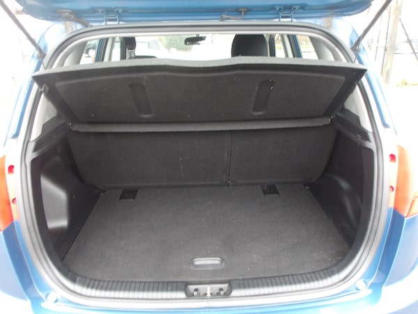 Used Kia Venga 2013 for sale - 76295760: Photo 17