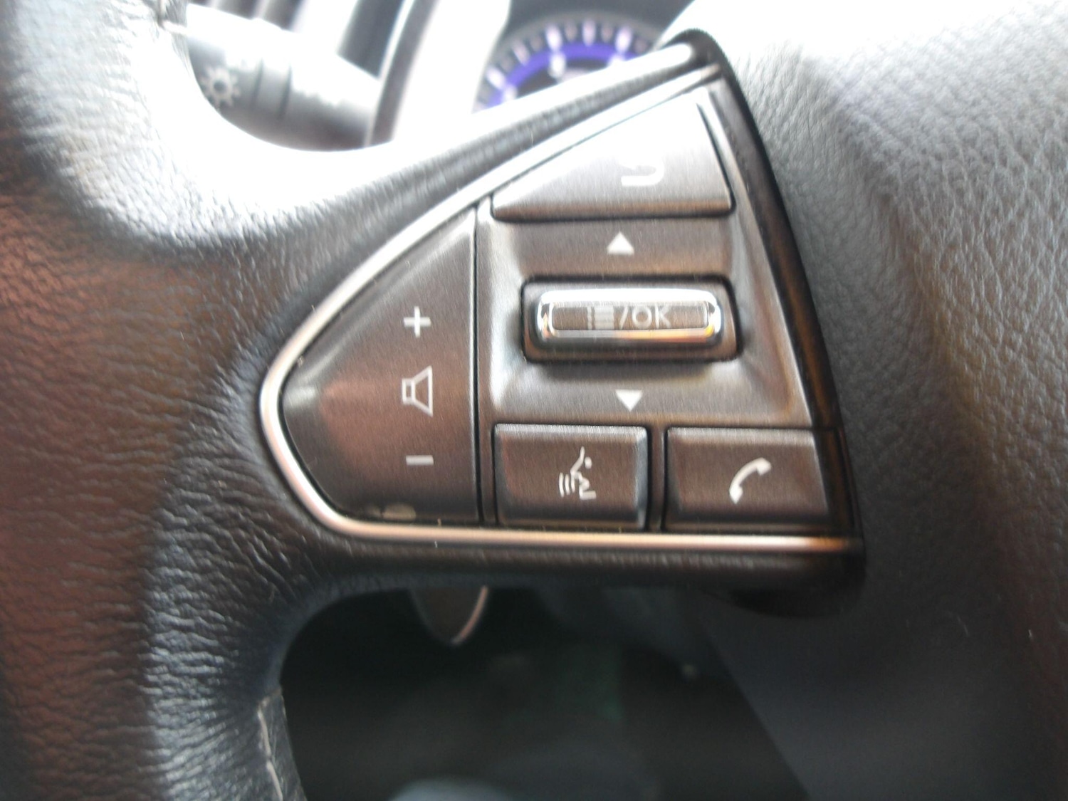 Used Infiniti Q50 2017 for sale - 77040935: Photo 33