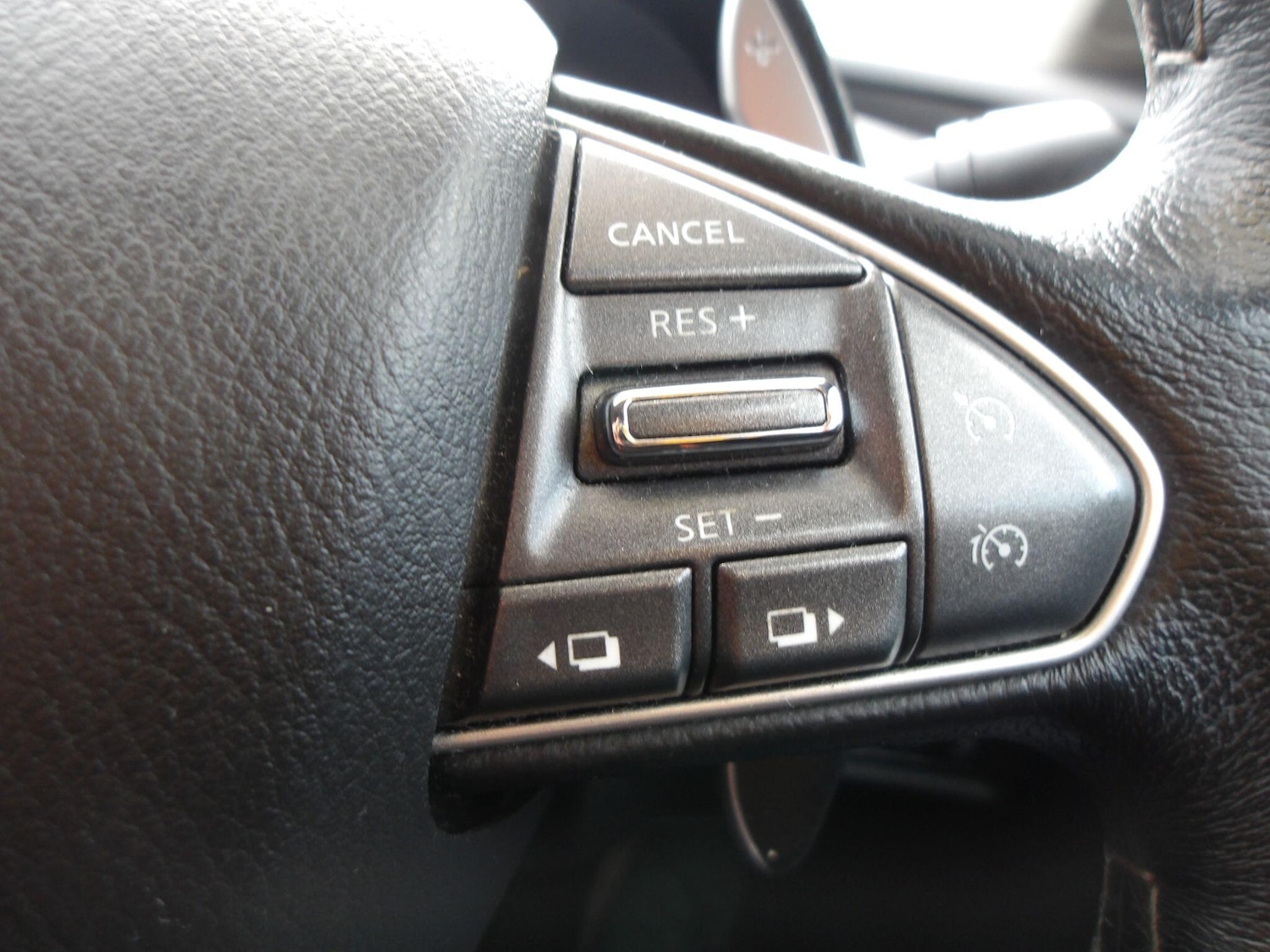 Used Infiniti Q50 2017 for sale - 77040935: Photo 34