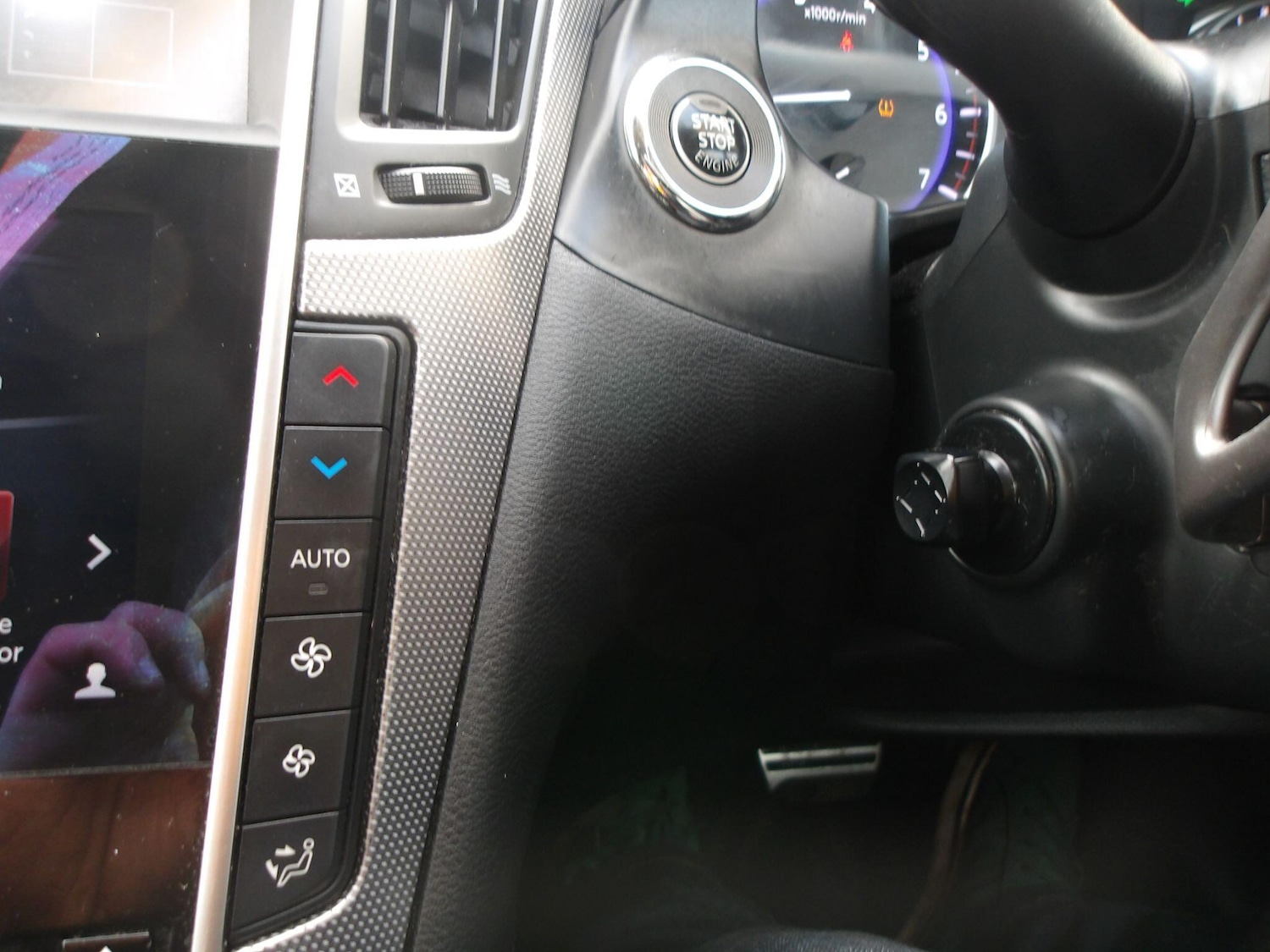 Used Infiniti Q50 2017 for sale - 77040935: Photo 35