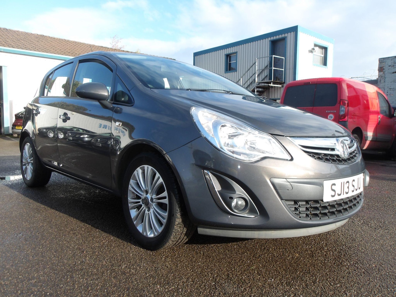 Used Vauxhall Corsa for sale - 76612850: Photo 1