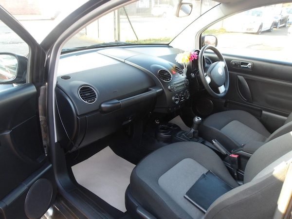 Used Volkswagen Beetle 2011 for sale - 76238655: Photo 19